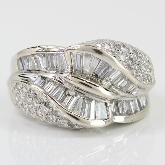 14K White Gold Baguette & Round Diamond Statement Ring - Picture 3 of 7